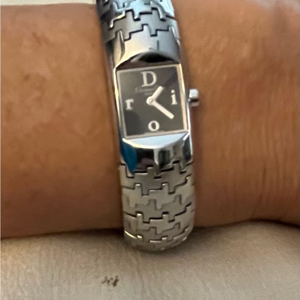 EUC Dior Silver Stainless Steel Women's hounds-tooth Link Bracelet Watch - Picture 3 of 16